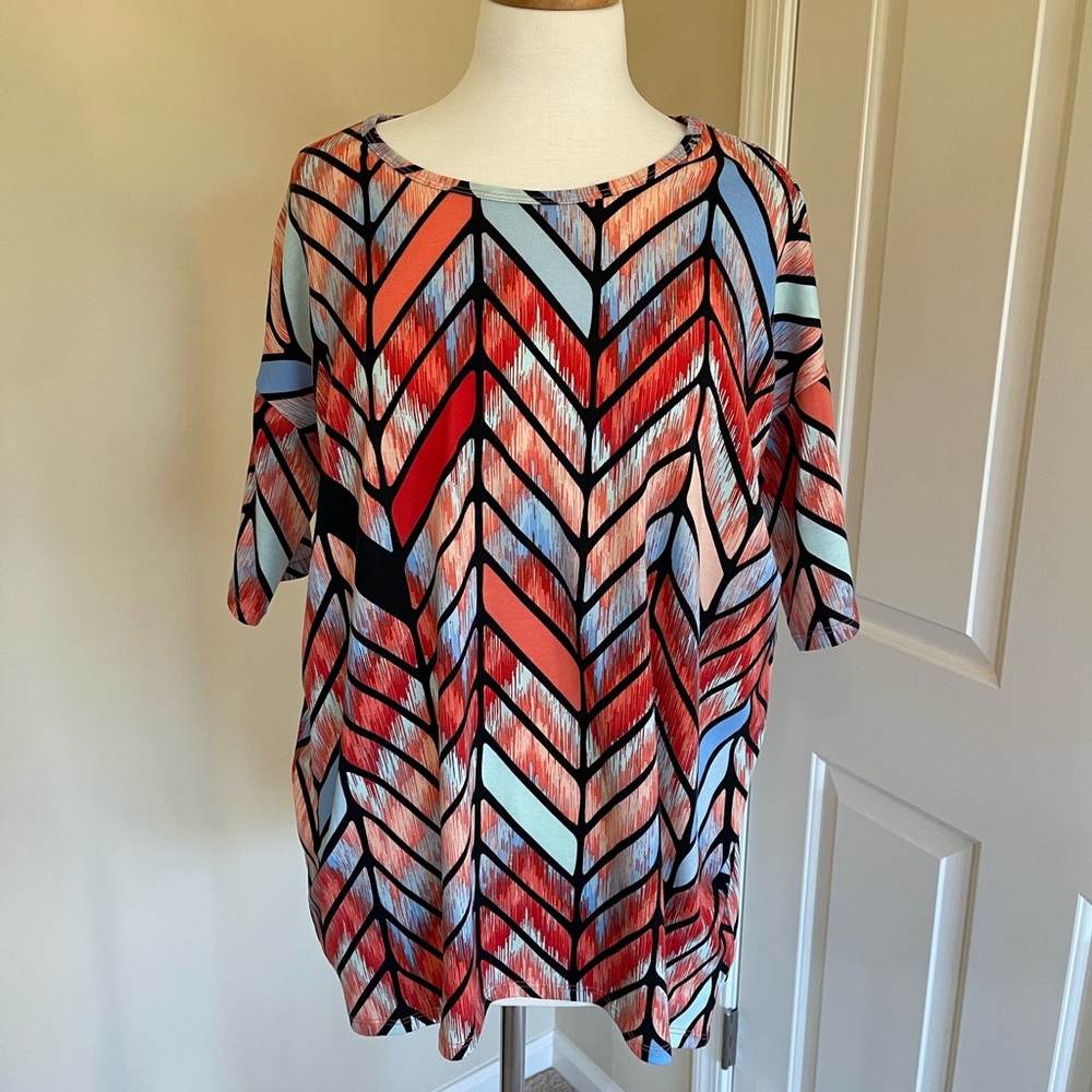 NWOT! LuLaRoe multi color Irma tunic Sz XS